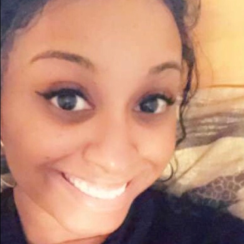 Meet your Posher, Tabitha